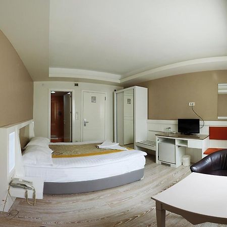 Grand As Hotel Istambul Exterior foto